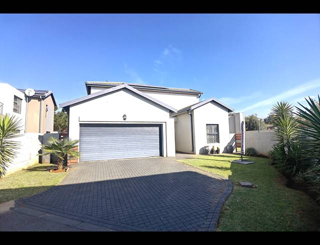 3 BEDROOM FREESTANDING FOR SALE IN CELTISDAL